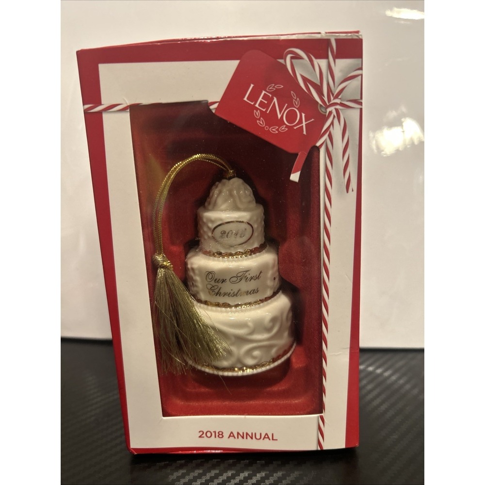 Lenox‎ * 2018 Our First Christmas * Cake Style Ornament *